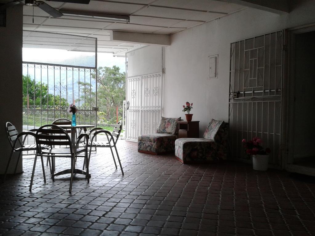 Autana Bed & Breakfast Бокете Экстерьер фото