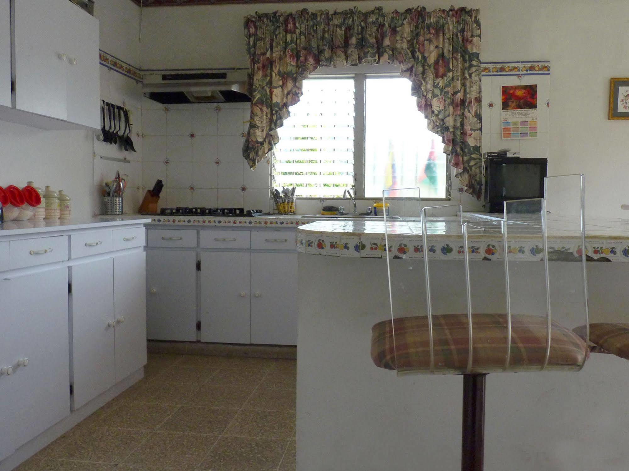 Autana Bed & Breakfast Бокете Экстерьер фото
