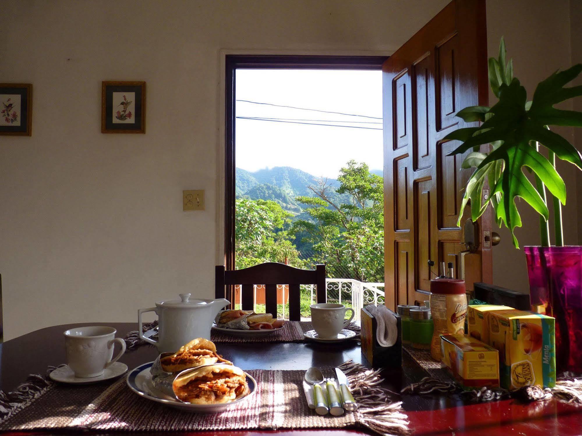 Autana Bed & Breakfast Бокете Экстерьер фото